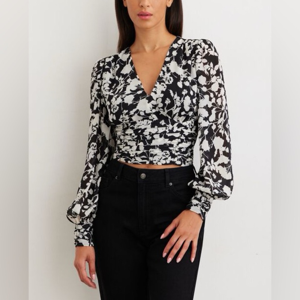 Dynamite Black and White Floral Women's Top